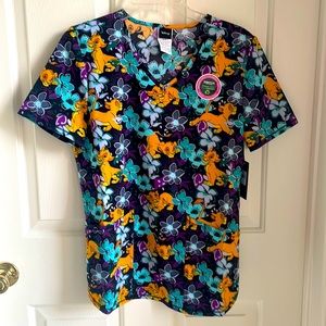 BNWT Lion King Simba Disney Small Scrub Top